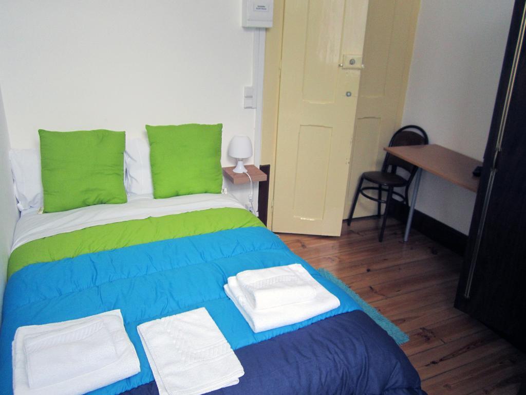 Local Duarte's Guest house *